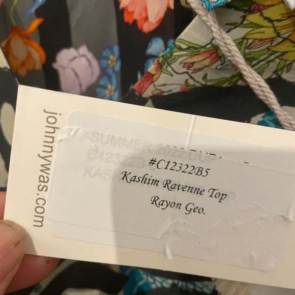 NWT Johnny Was Kashim Devena Top Size Small - Picture 4 of 5